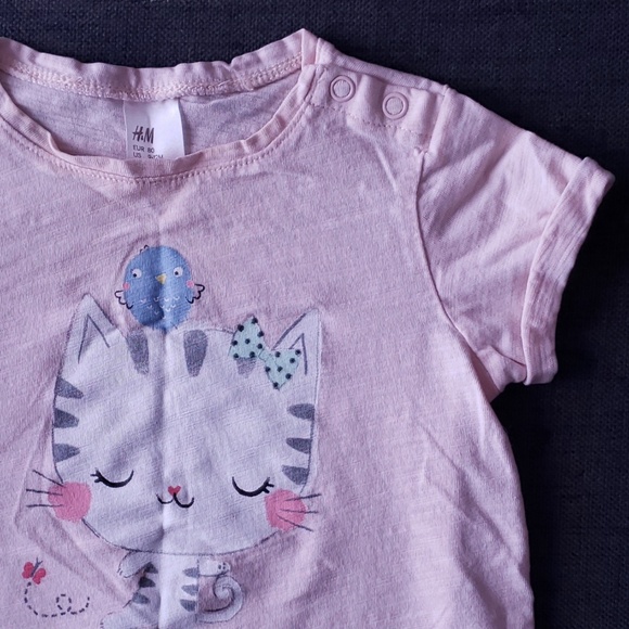 H&M Other - Short Sleeve Cat T-Shirt